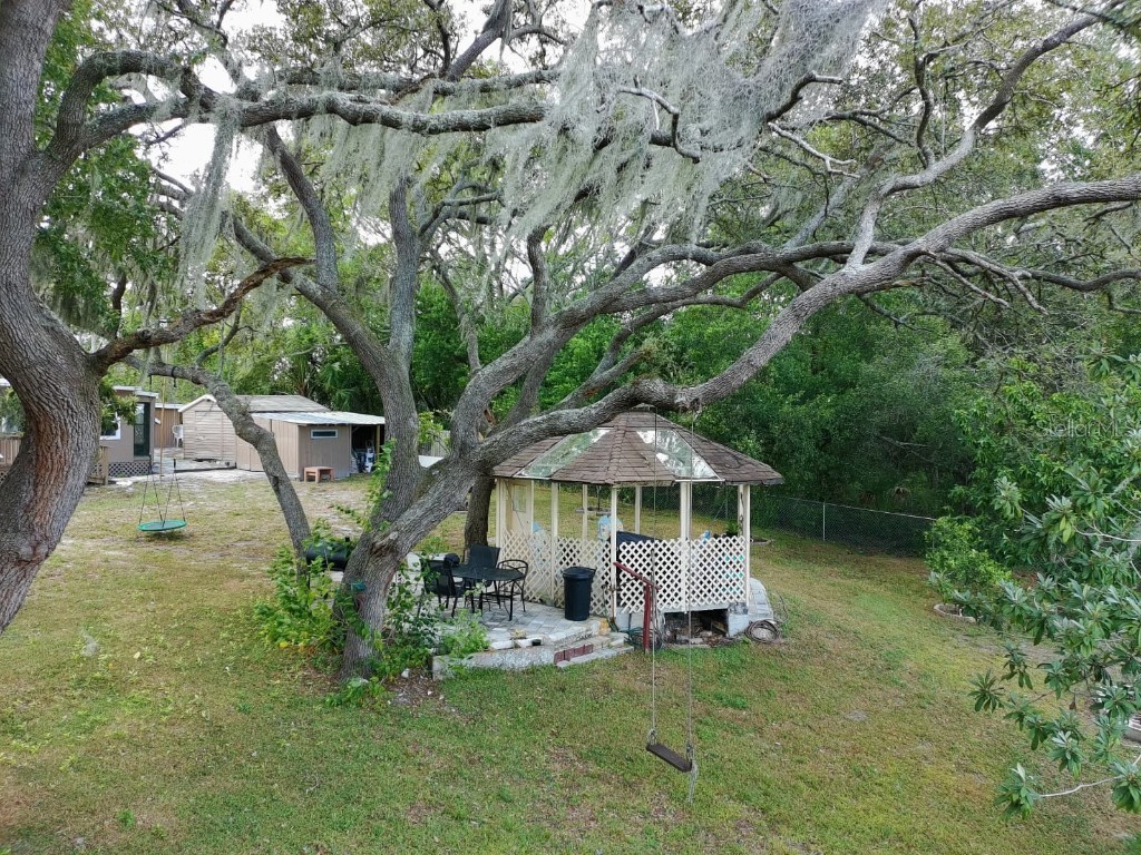 9761 Lake Drive Weeki Wachee FL 34613 TB8457872 image32