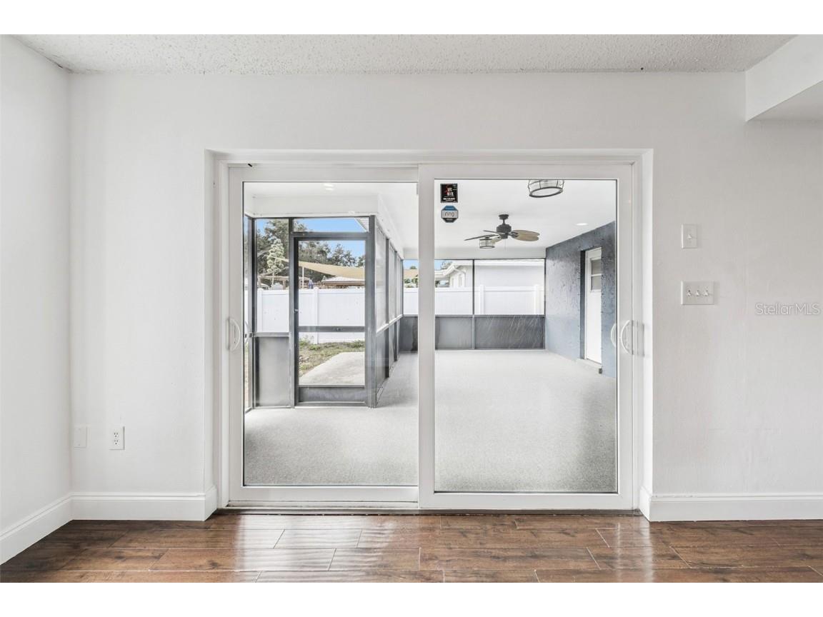 9764 130th Avenue Largo FL 33773 TB8438475 image17