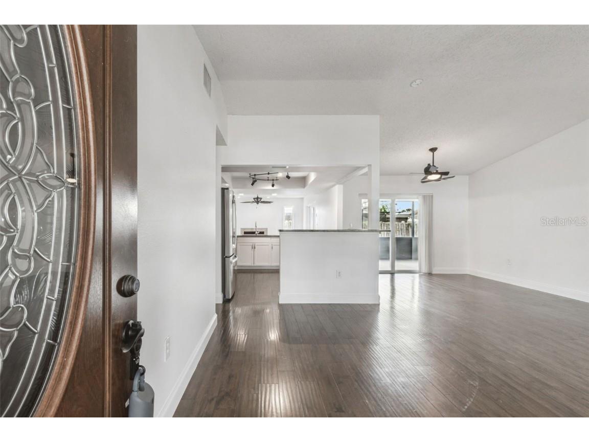 9764 130th Avenue Largo FL 33773 TB8438475 image5