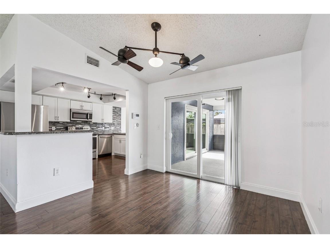 9764 130th Avenue Largo FL 33773 TB8438475 image9