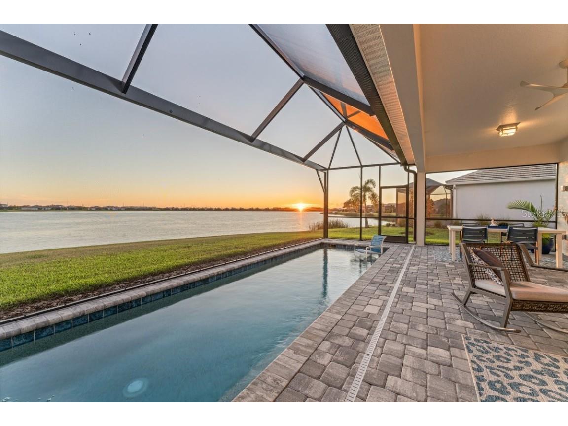 977 Crosswind Avenue Sarasota FL 34240 - LAKE IBIS A4666554 image1