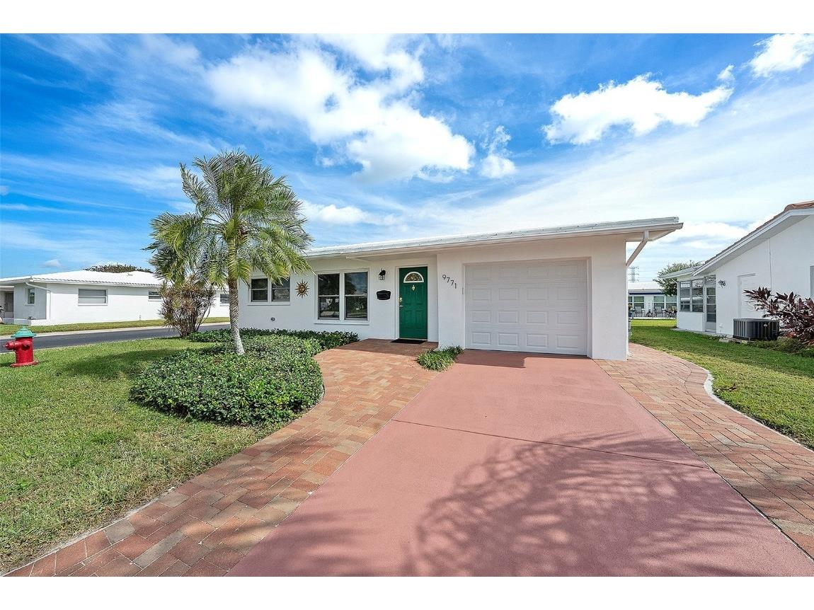 9771 37th Street N #4 Pinellas Park FL 33782 TB8447420 image2