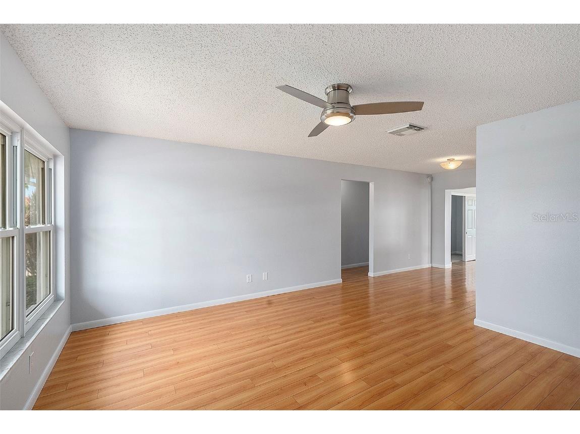 9771 37th Street N #4 Pinellas Park FL 33782 TB8447420 image5