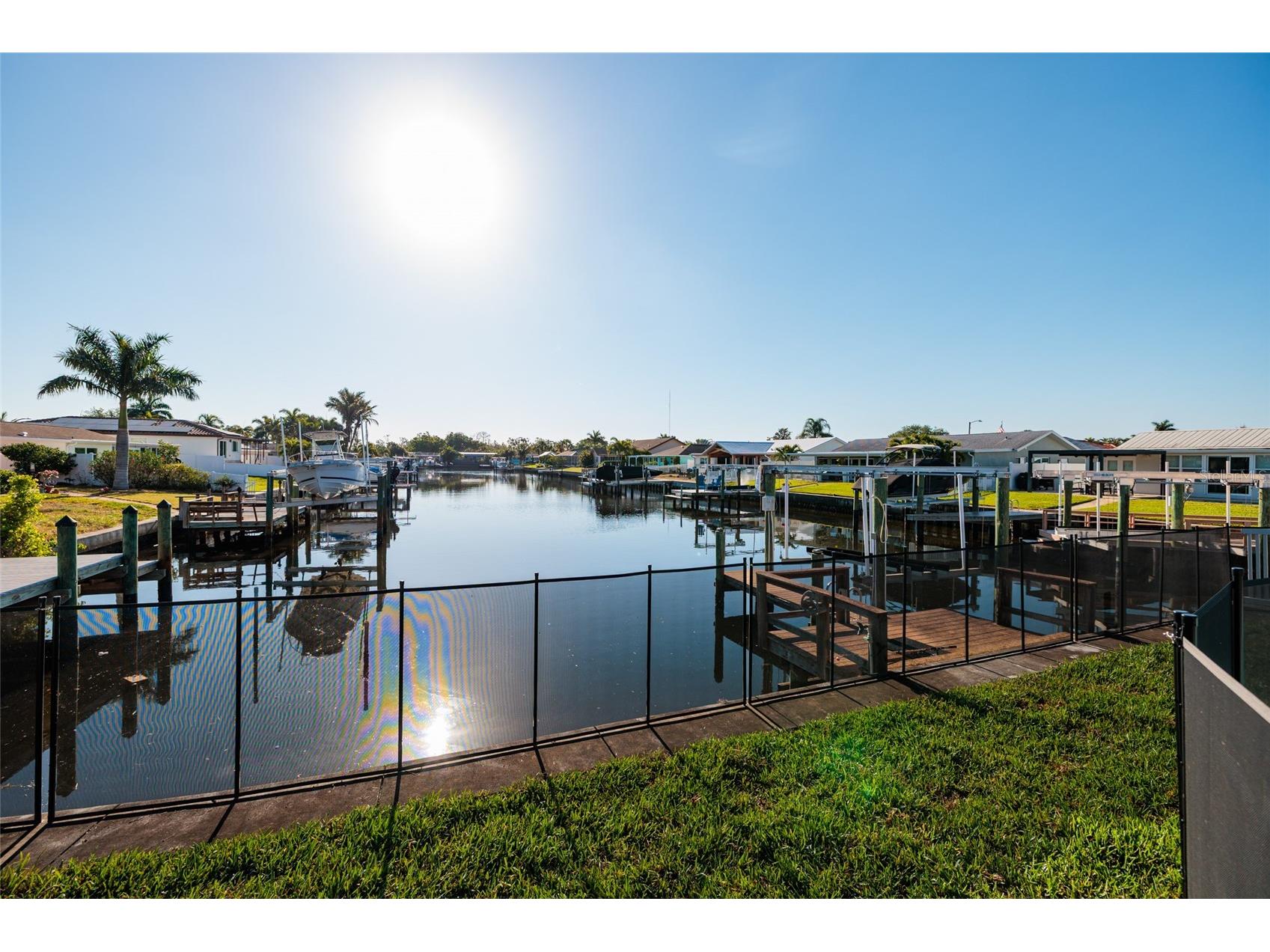 9773 1st Street NE Saint Petersburg FL 33702 TB8502676 image27