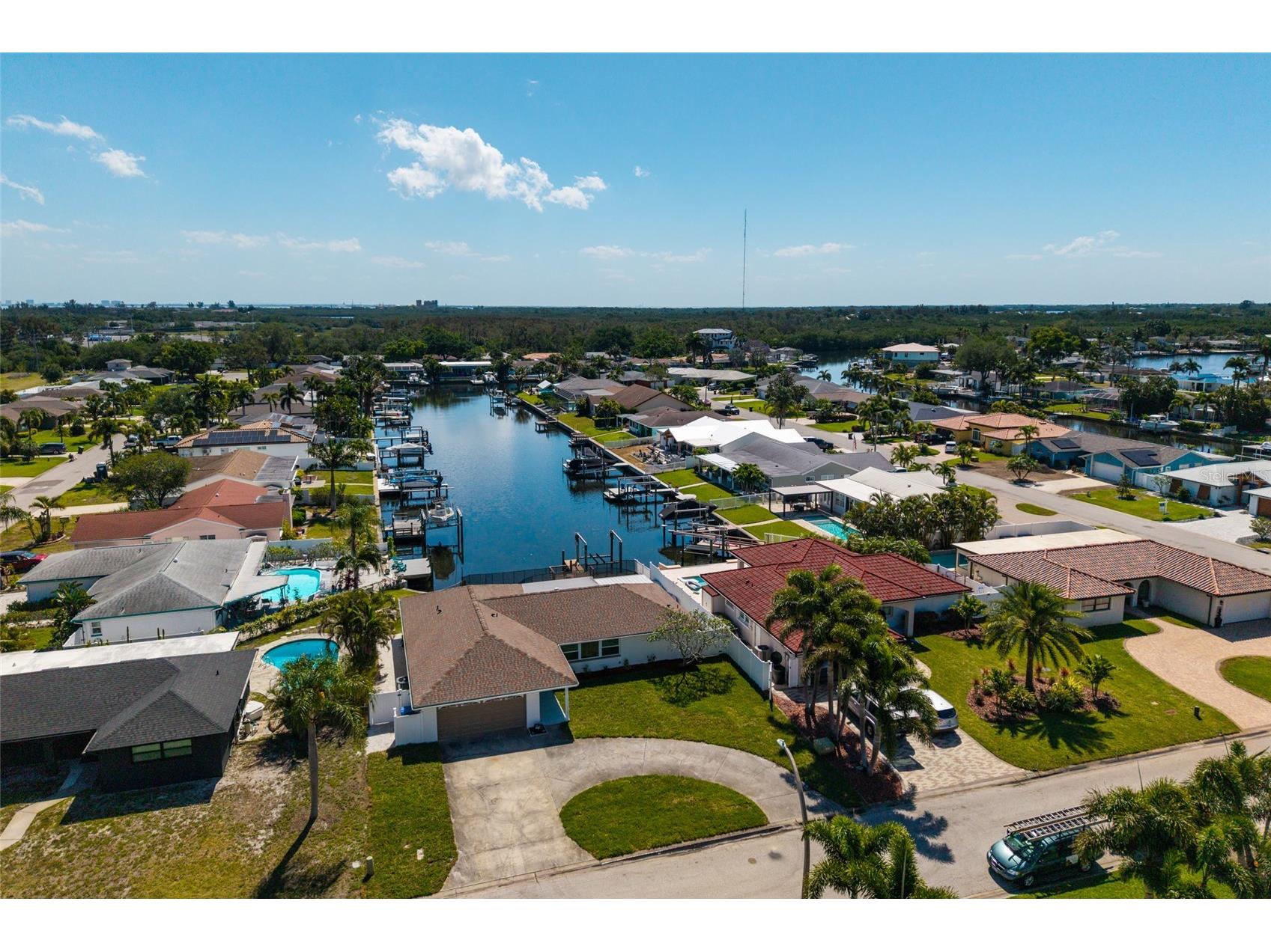 9773 1st Street NE Saint Petersburg FL 33702 TB8502676 image32
