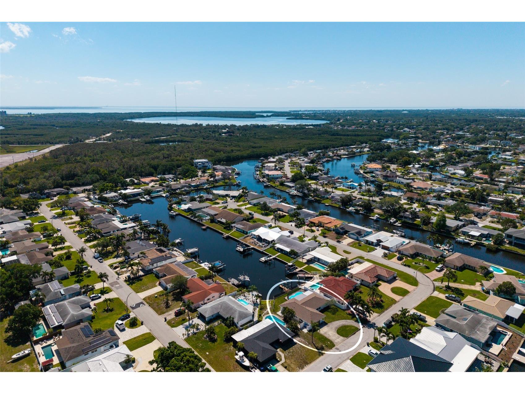 9773 1st Street NE Saint Petersburg FL 33702 TB8502676 image4