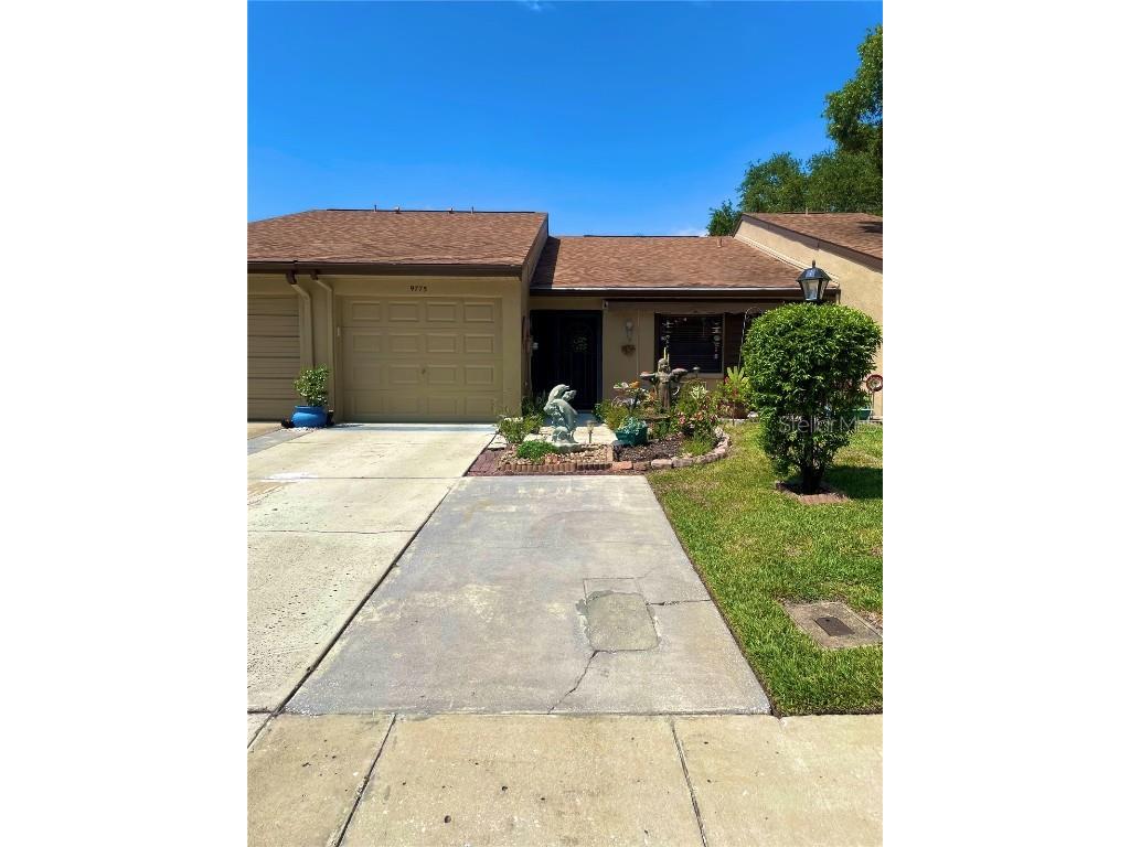 9775 Lake Seminole Drive E Largo FL 33773 U8200755 image1