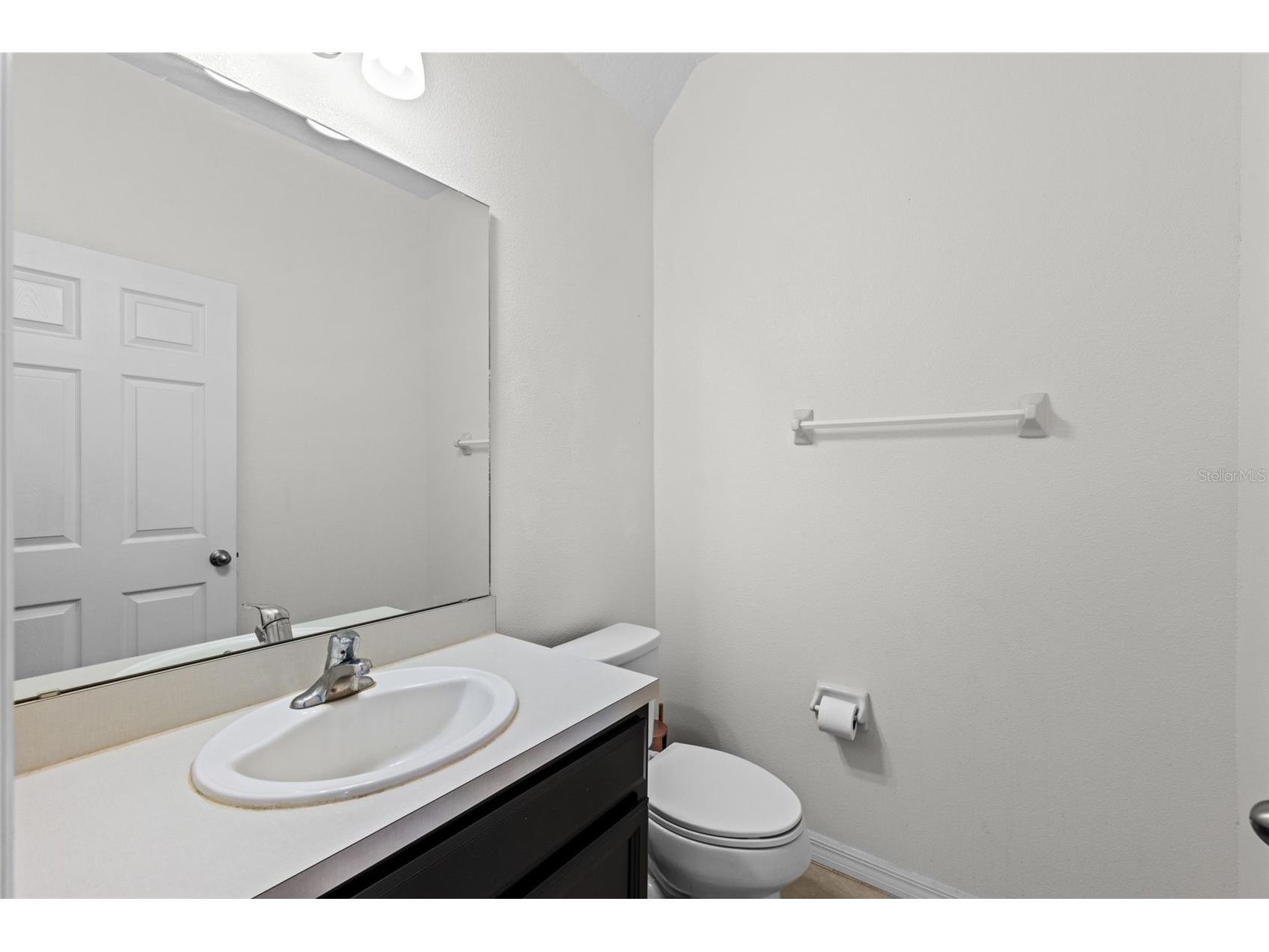 978 E 10th Street Apopka FL 32703 V4948623 image14