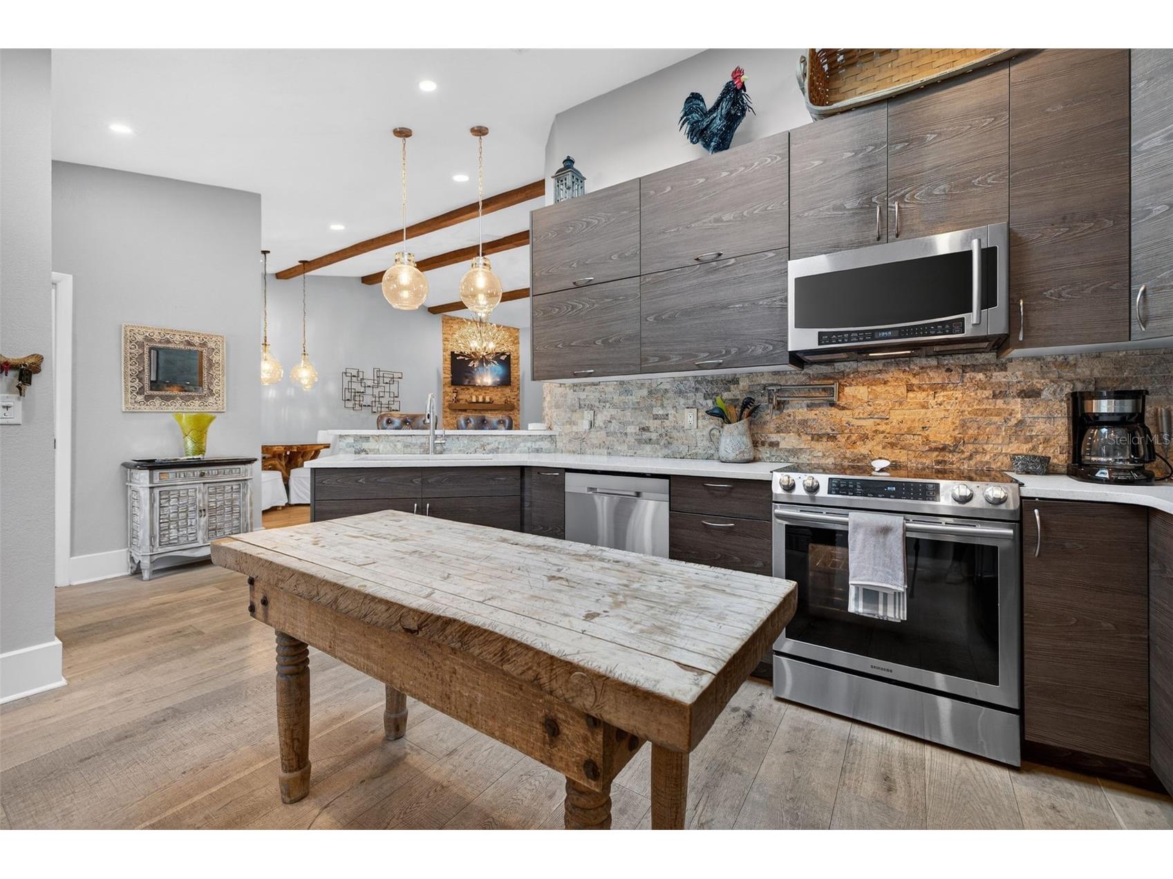 978 San Carlos Court NE Saint Petersburg FL 33702 TB8466906 image11