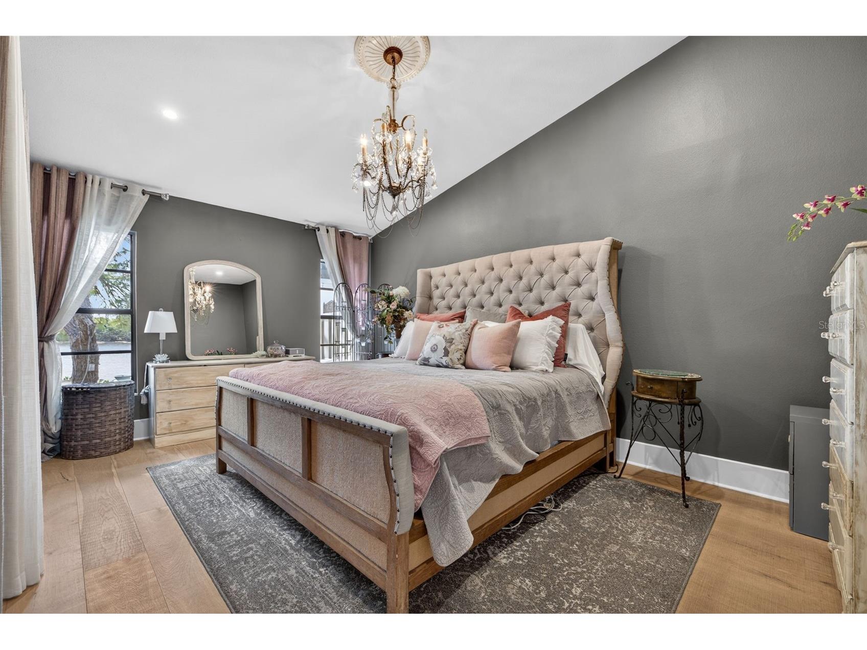 978 San Carlos Court NE Saint Petersburg FL 33702 TB8466906 image26