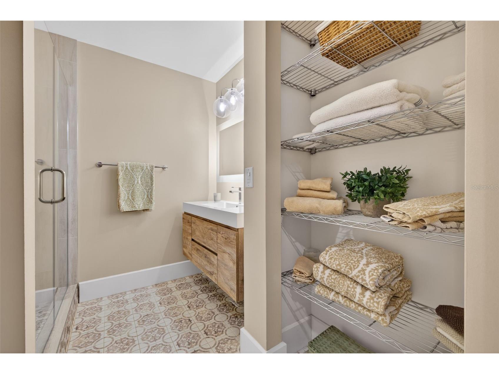 978 San Carlos Court NE Saint Petersburg FL 33702 TB8466906 image31