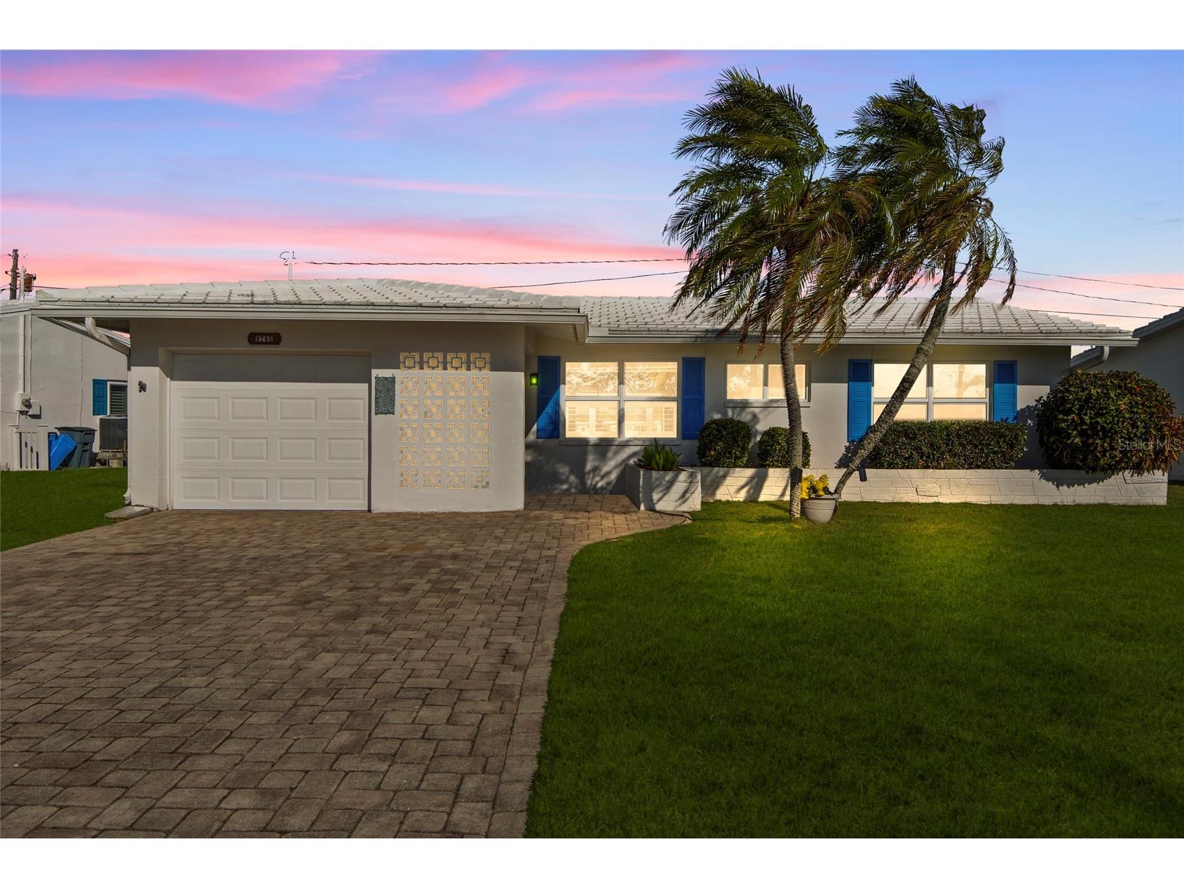 9785 Mainlands Boulevard W #1-B Pinellas Park FL 33782 A4680048 image1