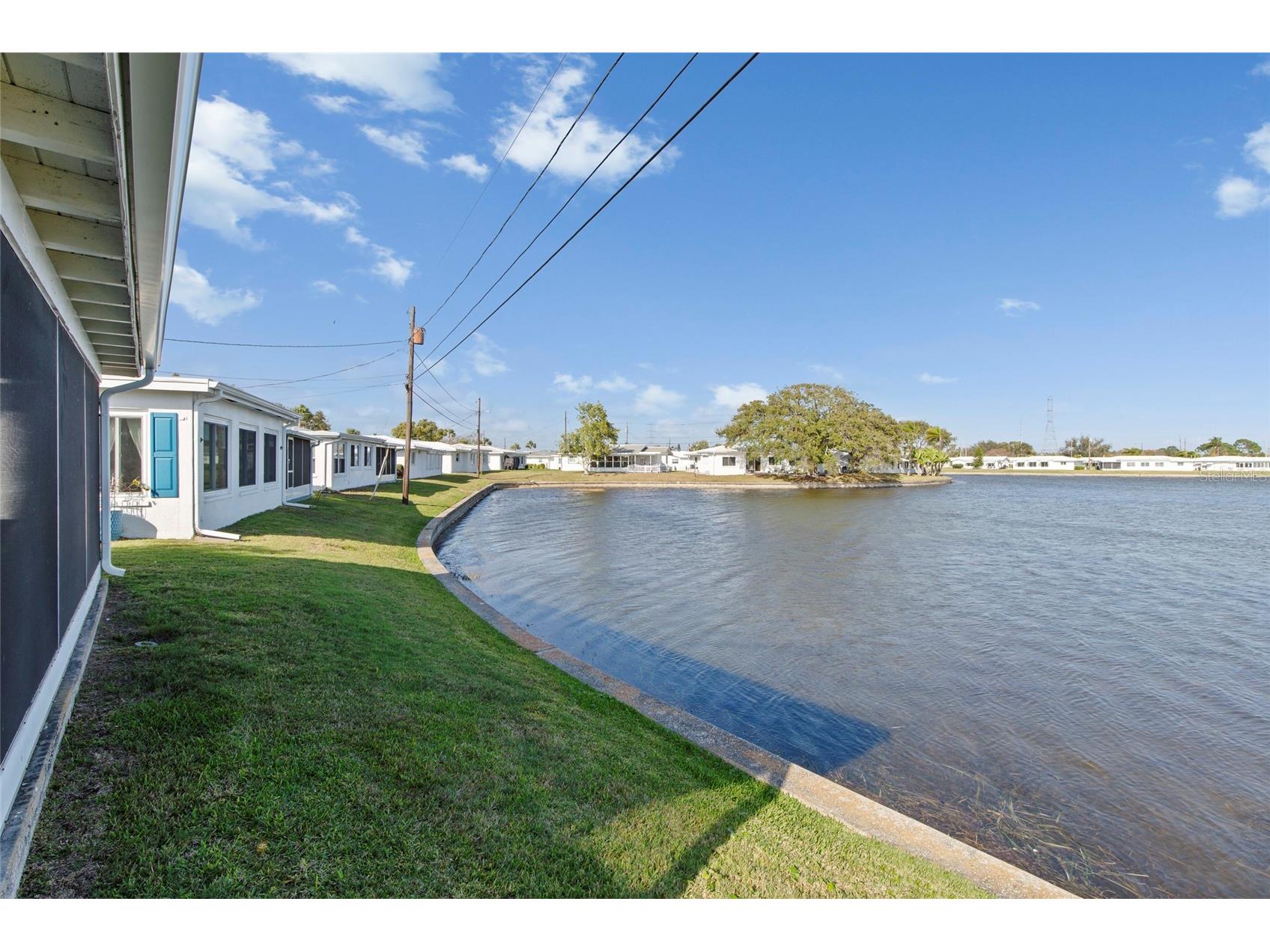 9785 Mainlands Boulevard W #1-B Pinellas Park FL 33782 A4680048 image18