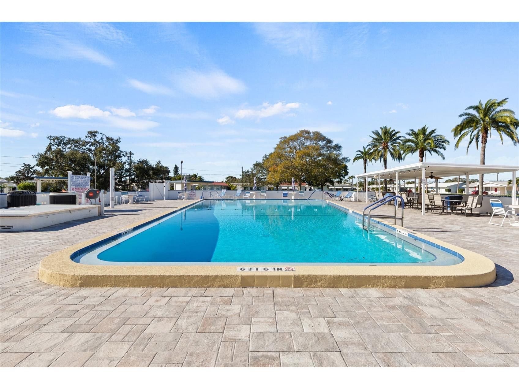 9785 Mainlands Boulevard W #1-B Pinellas Park FL 33782 A4680048 image19