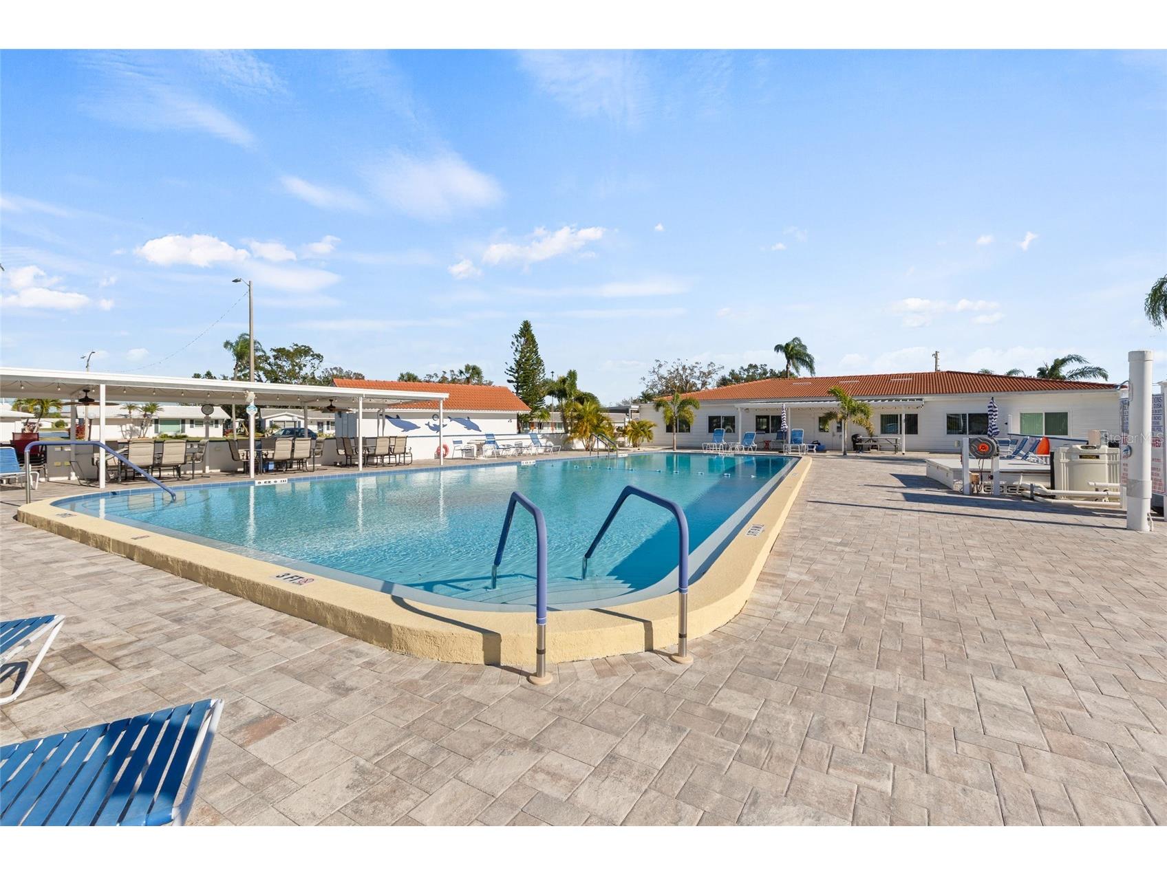 9785 Mainlands Boulevard W #1-B Pinellas Park FL 33782 A4680048 image20