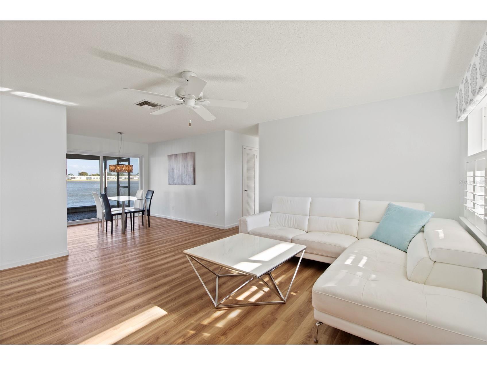 9785 Mainlands Boulevard W #1-B Pinellas Park FL 33782 A4680048 image7