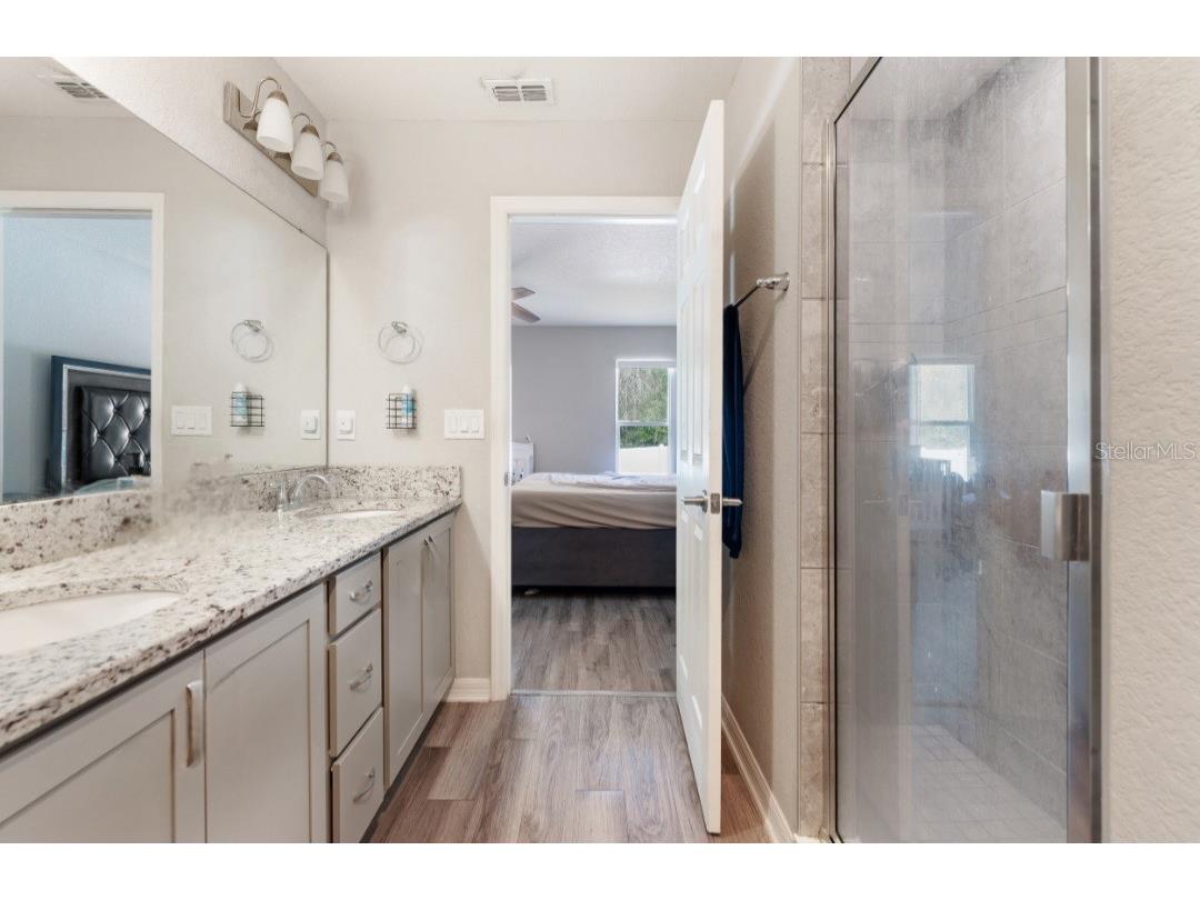 979 Pearly Ridge Lane Lakeland FL 33809 TB8477489 image14