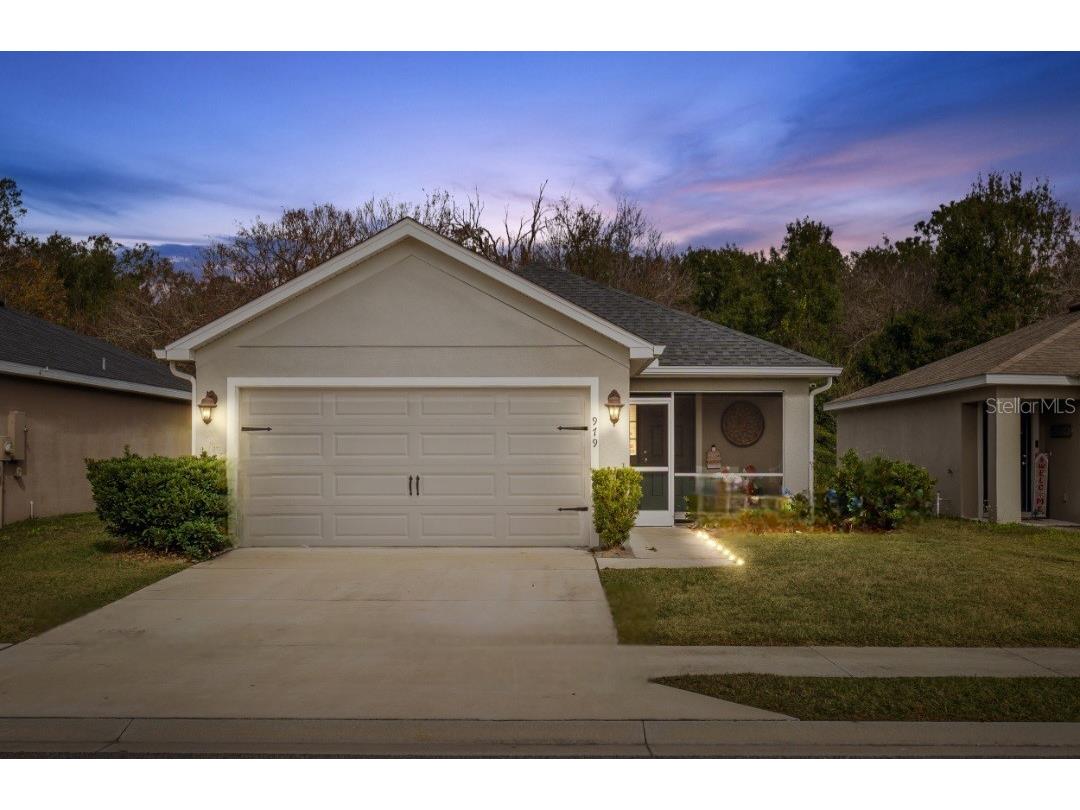 979 Pearly Ridge Lane Lakeland FL 33809 TB8477489 image2