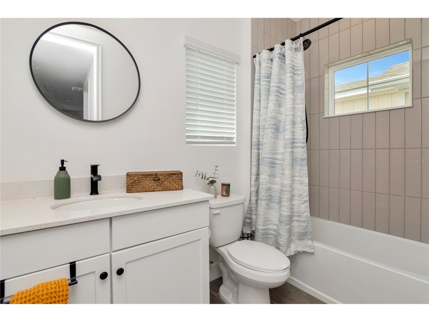 979 Signet Drive Apollo Beach FL 33572 TB8429409 image27