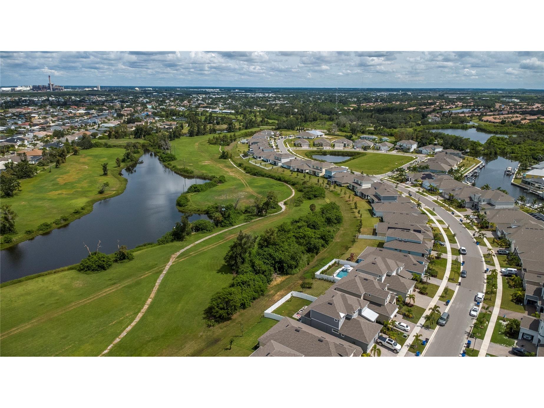 979 Signet Drive Apollo Beach FL 33572 TB8429409 image57