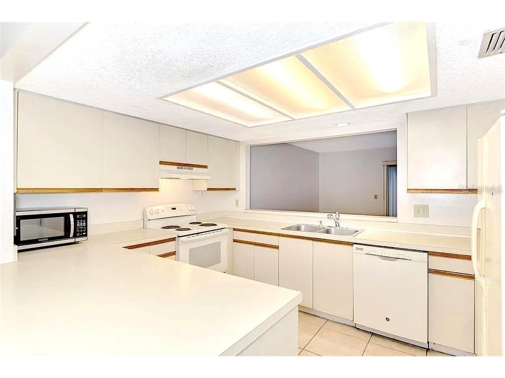 979 Sunridge Drive #114 Sarasota FL 34234 N6141560 image7