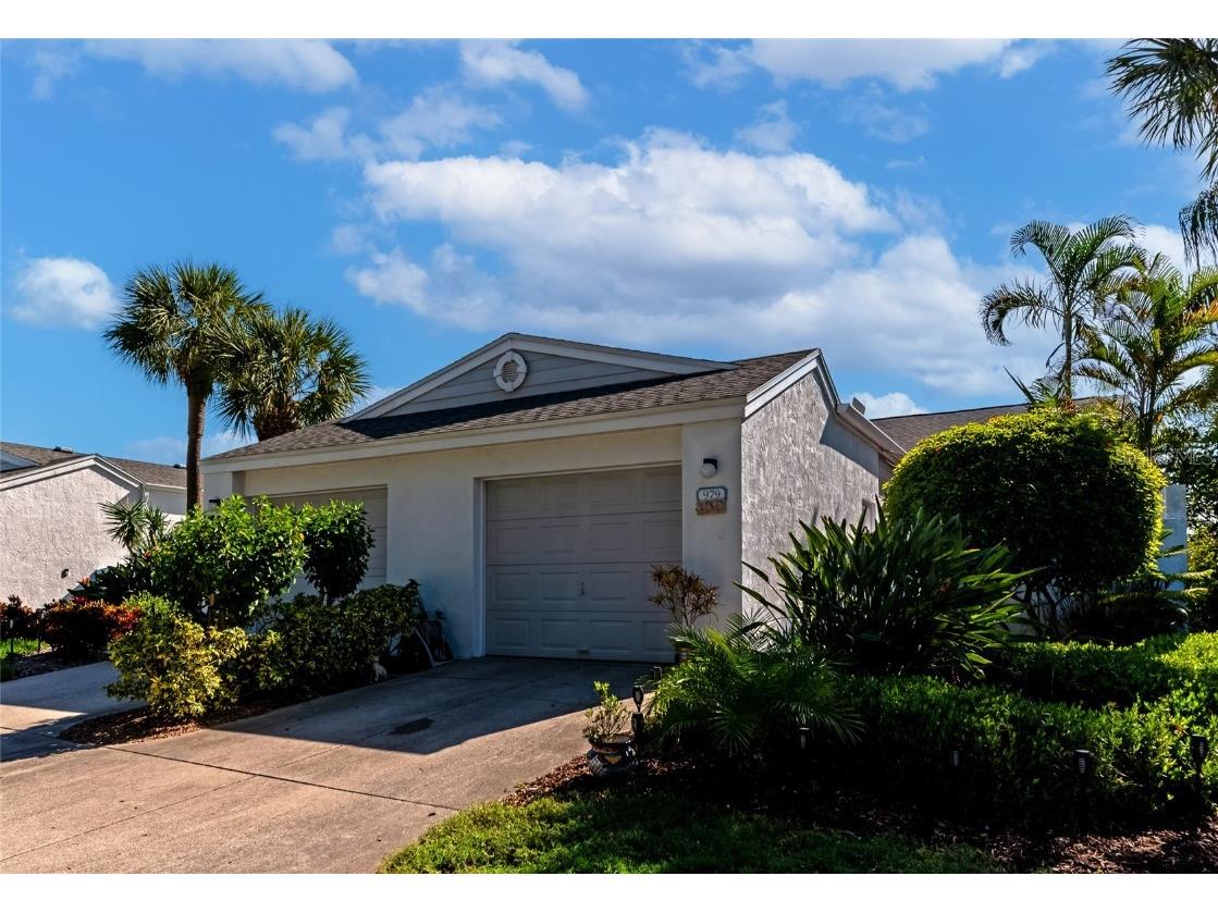 979 Waterside Lane Bradenton FL 34209 A4586704 image1
