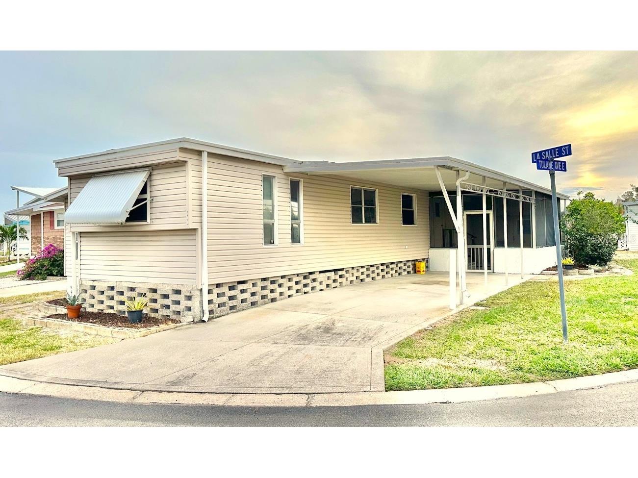9790 66th Street N #16 Pinellas Park FL 33782 U8224082 image1