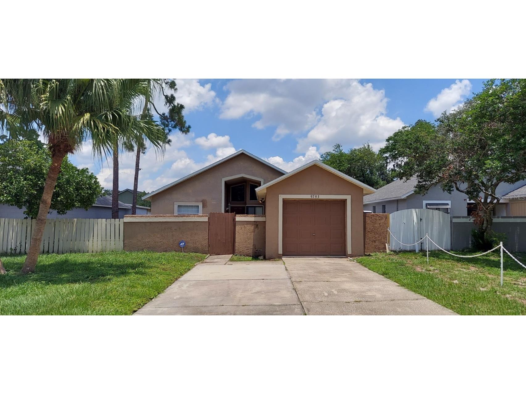 9793 Piney Point Circle Orlando FL 32825 V4930705 image1