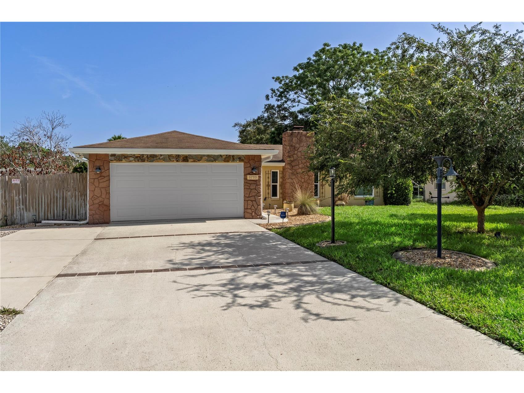 9799 Horizon Drive Spring Hill FL 34608 W7887324 image2
