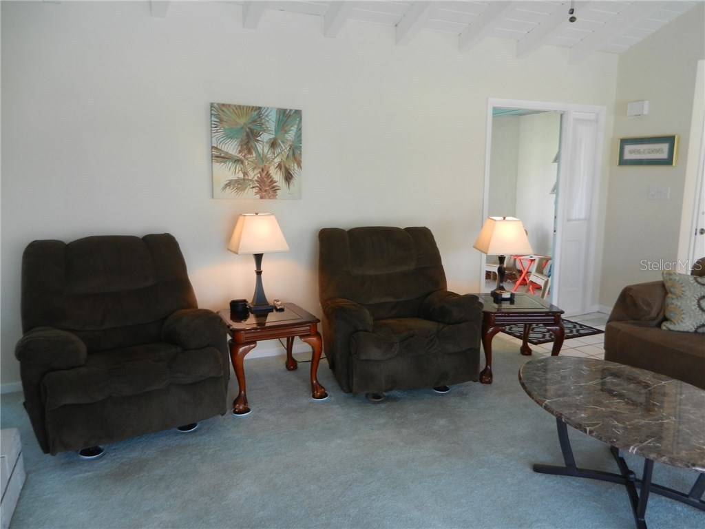 98 Caddy Road Rotonda West FL 33947 D5914648 image5