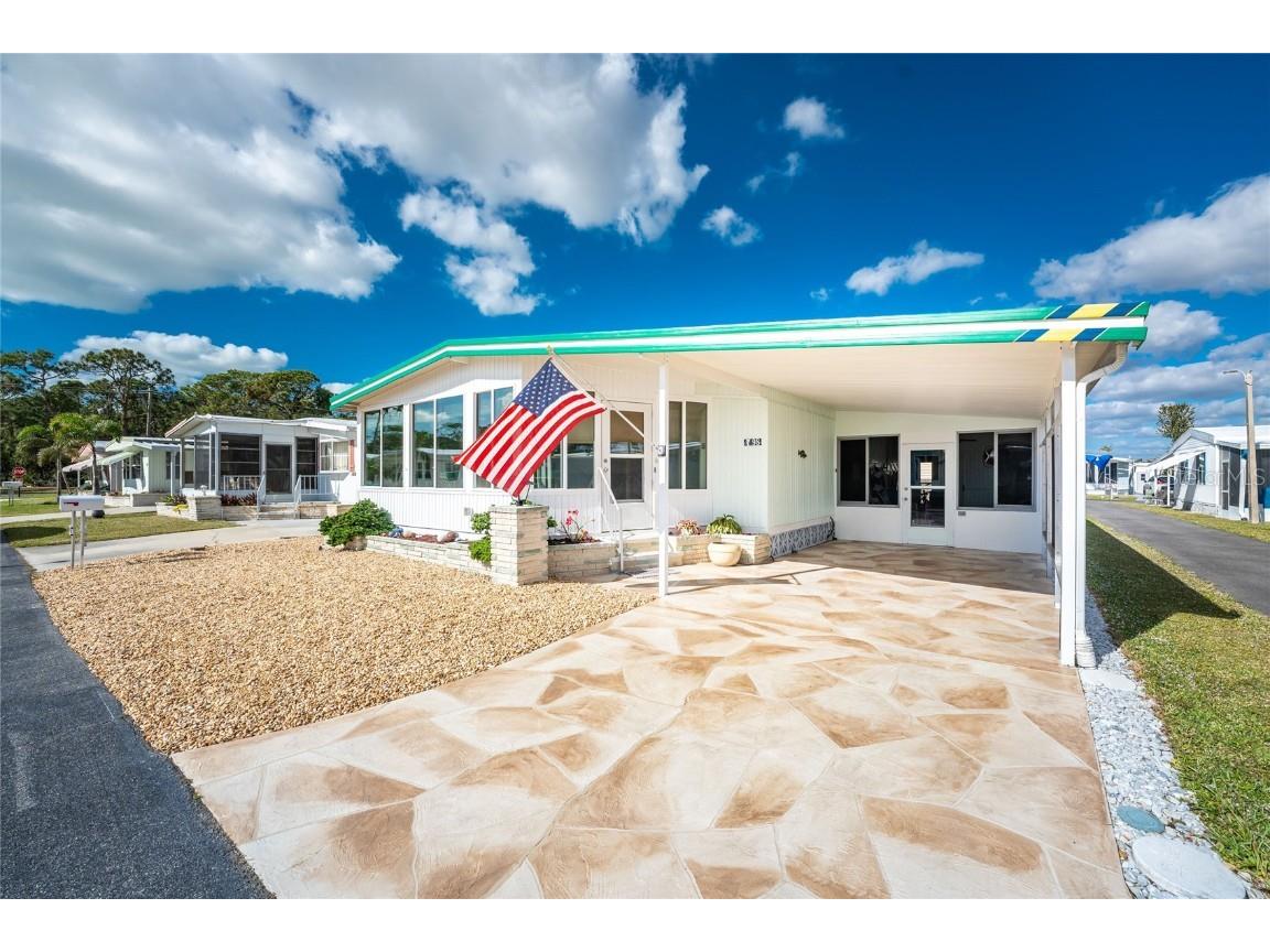 98 Captain Kidd Circle N Nokomis FL 34275 - SHAKETT CREEK N6136174 image1