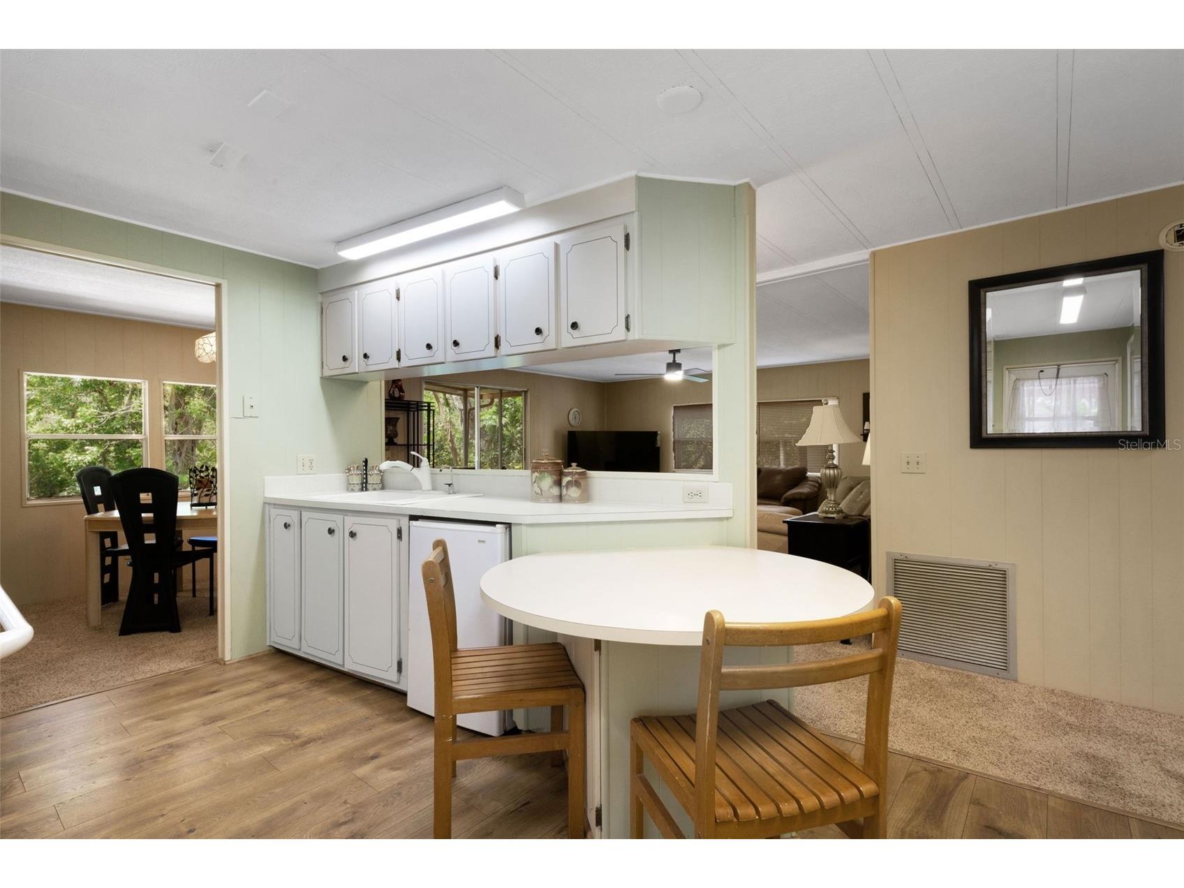 98 Cedar Elm Drive #32 Safety Harbor FL 34695 TB8497563 image3