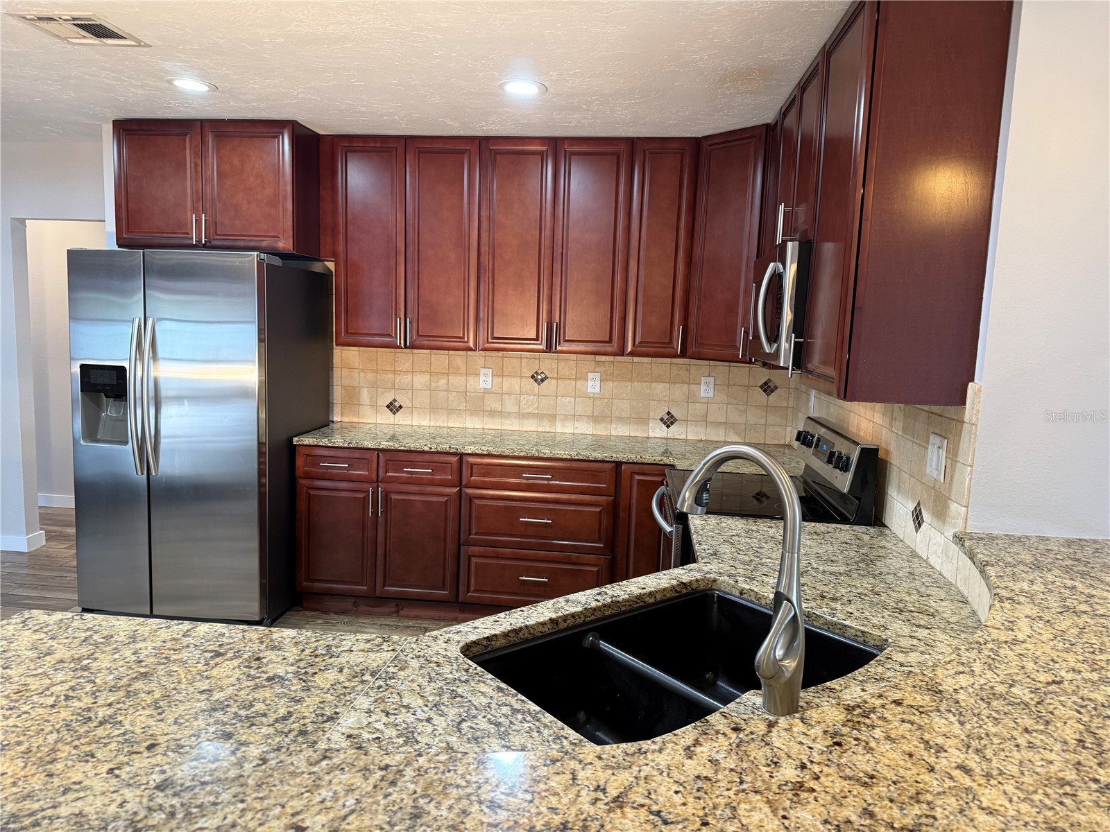 98 Dade Avenue Sarasota FL 34232 TB8491097 image10