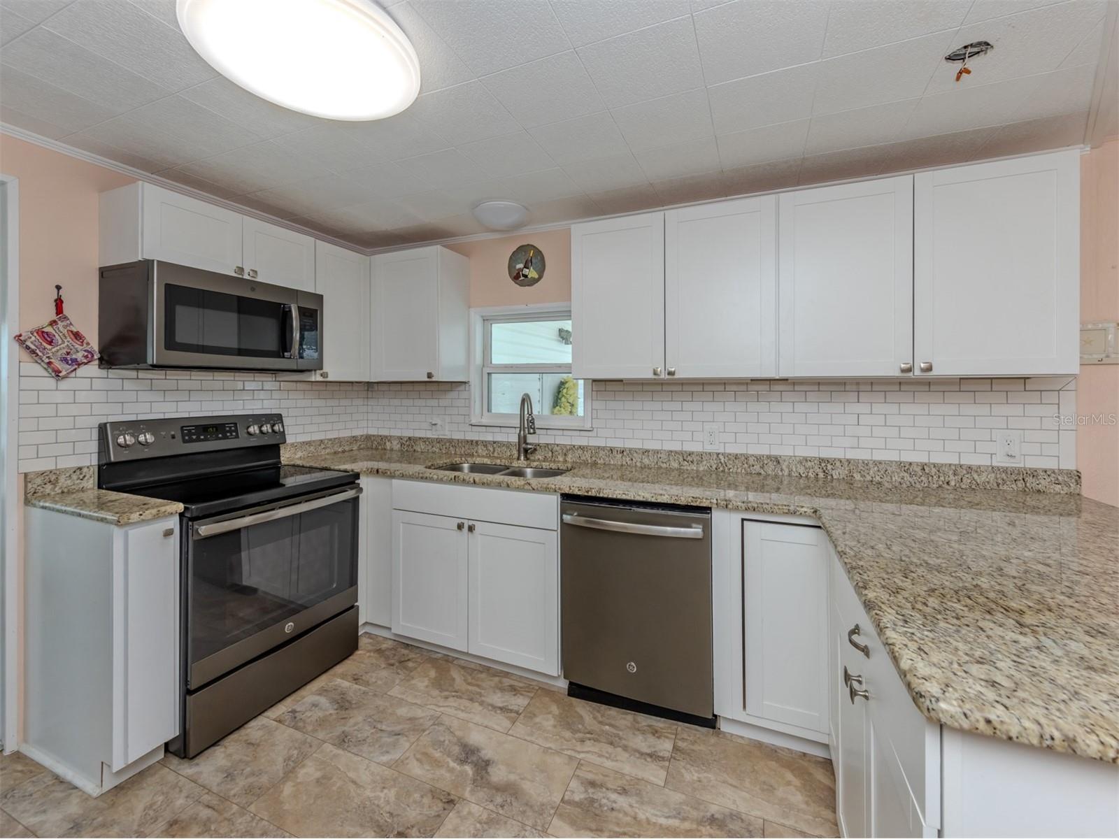 98 Lakeview Drive North Port FL 34287 - LAKE TARPON N6144056 image11