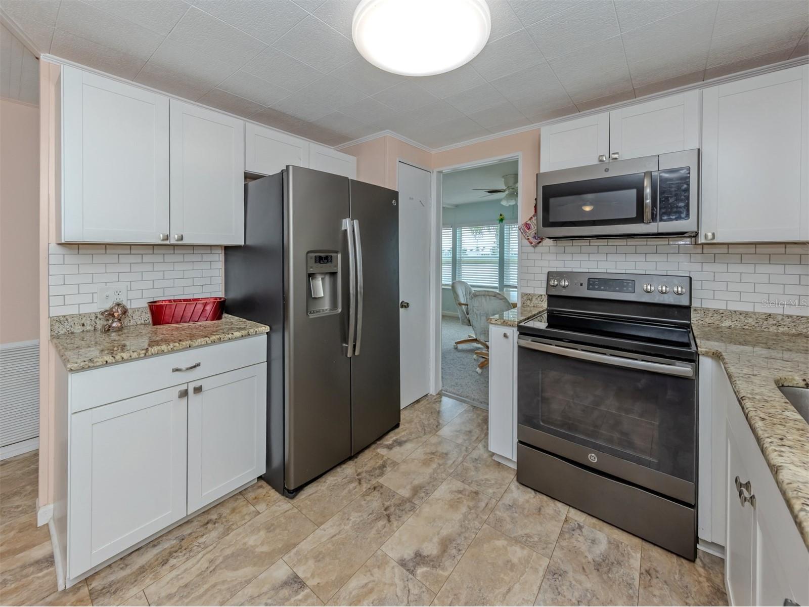 98 Lakeview Drive North Port FL 34287 - LAKE TARPON N6144056 image13