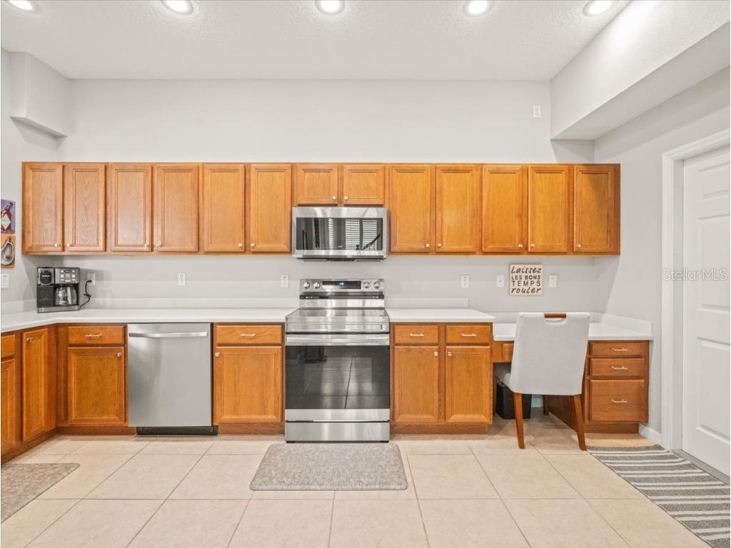 98 S Highland Avenue #102 Tarpon Springs FL 34689 - LAKE TARPON TB8437002 image16