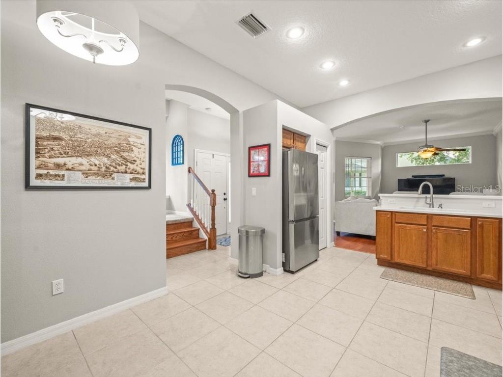 98 S Highland Avenue #102 Tarpon Springs FL 34689 - LAKE TARPON TB8437002 image22