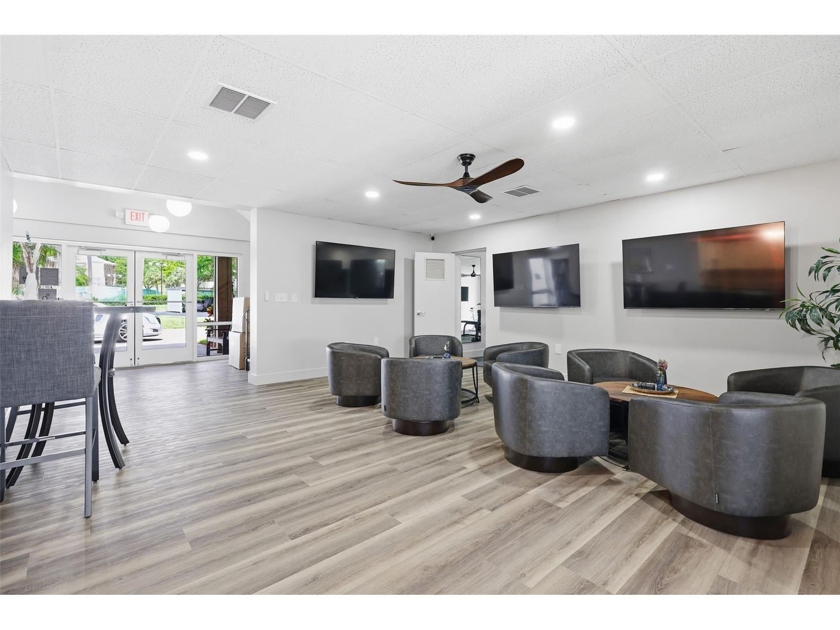 98 S Highland Avenue #102 Tarpon Springs FL 34689 TB8505892 image44