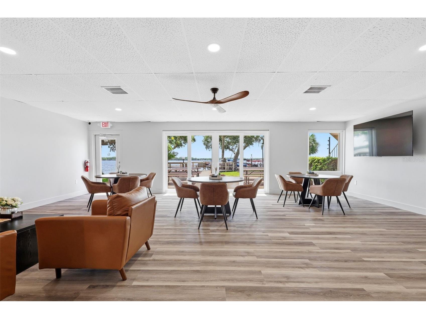 98 S Highland Avenue #102 Tarpon Springs FL 34689 TB8505892 image45