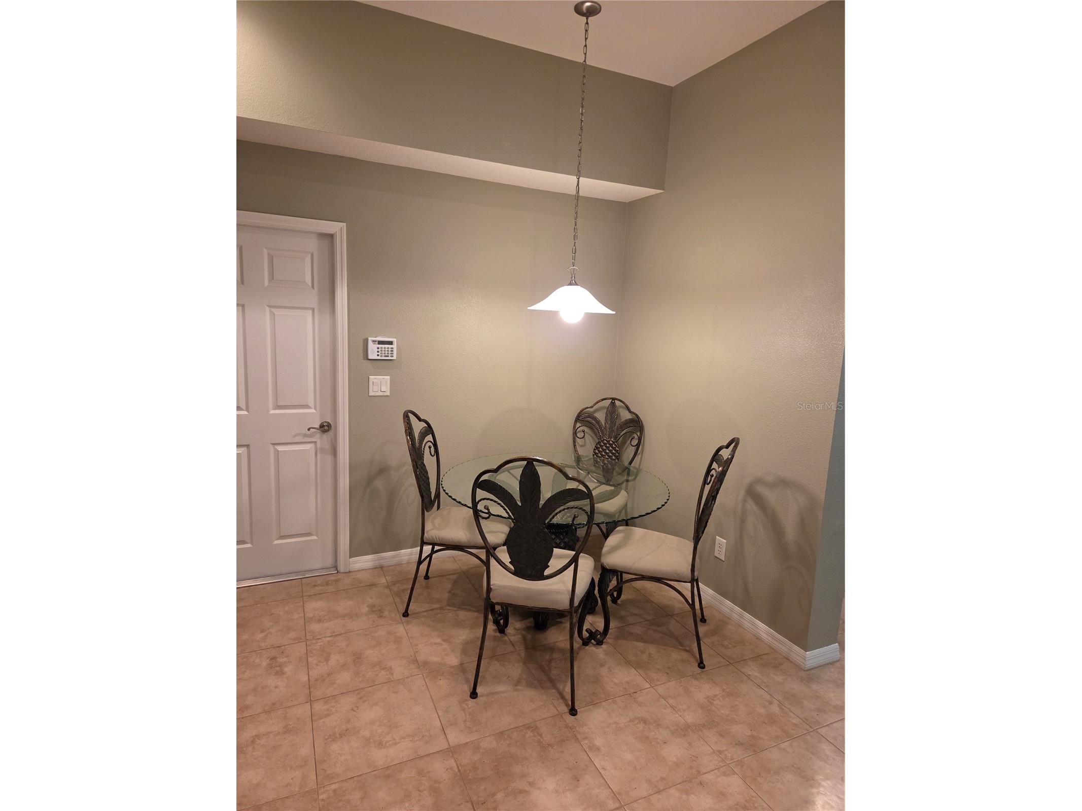 98 S Highland Avenue #2002 Tarpon Springs FL 34689 - LAKE TARPON CLOSE W ACCESS TB8525818 image13