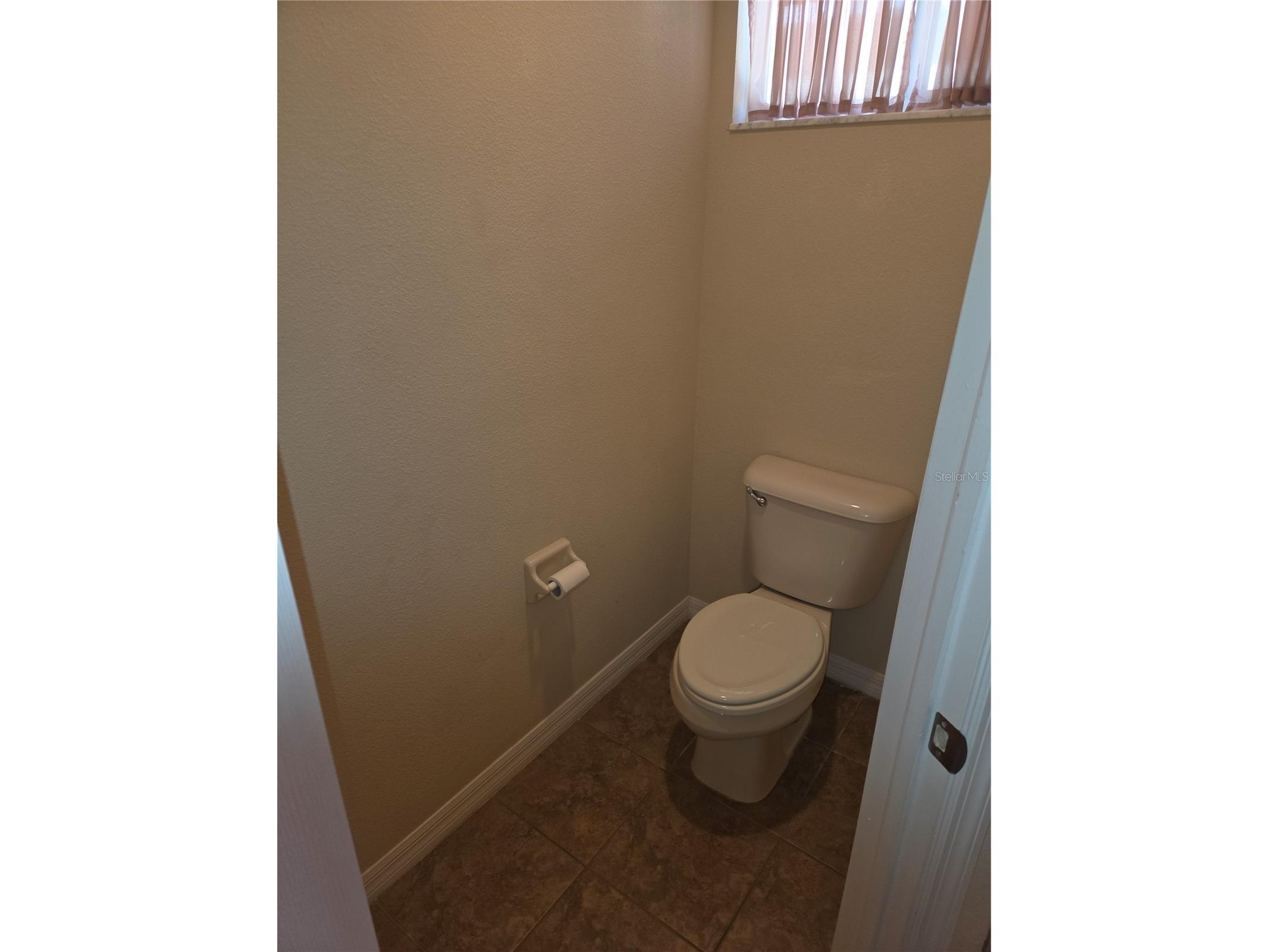 98 S Highland Avenue #2002 Tarpon Springs FL 34689 - LAKE TARPON CLOSE W ACCESS TB8525818 image25