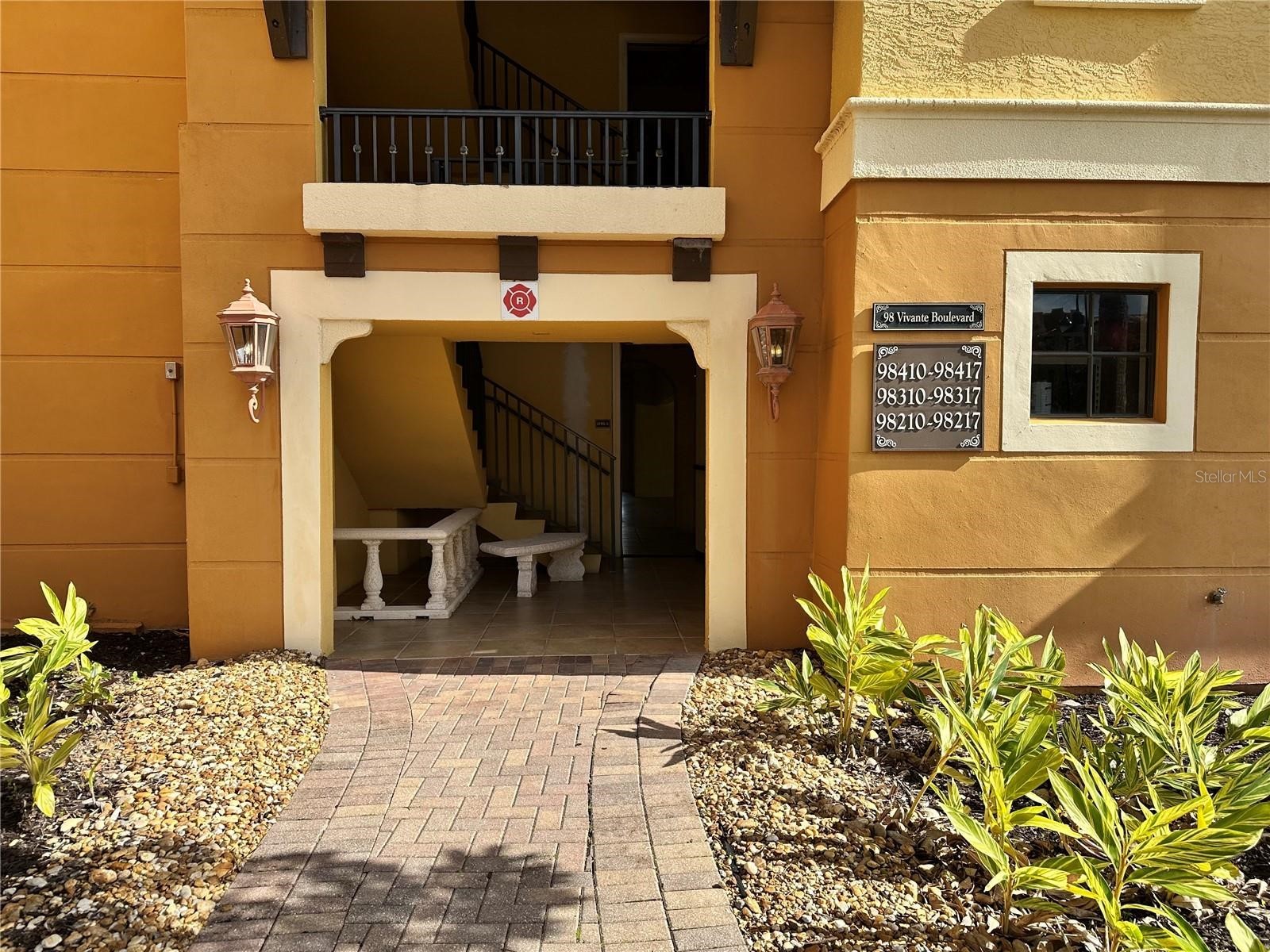 98 Vivante Boulevard #98315 Punta Gorda FL 33950 C7526785 image4