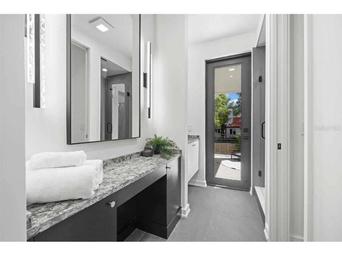 98 W Davis Boulevard Tampa FL 33606 TB8373079 image19