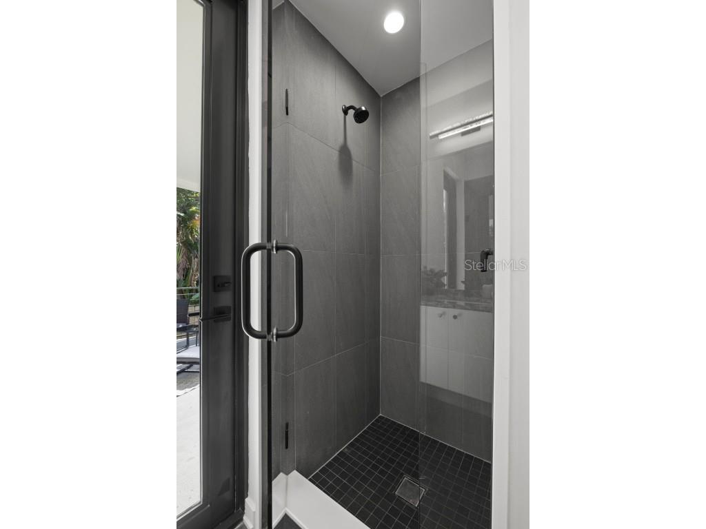 98 W Davis Boulevard Tampa FL 33606 TB8373079 image21