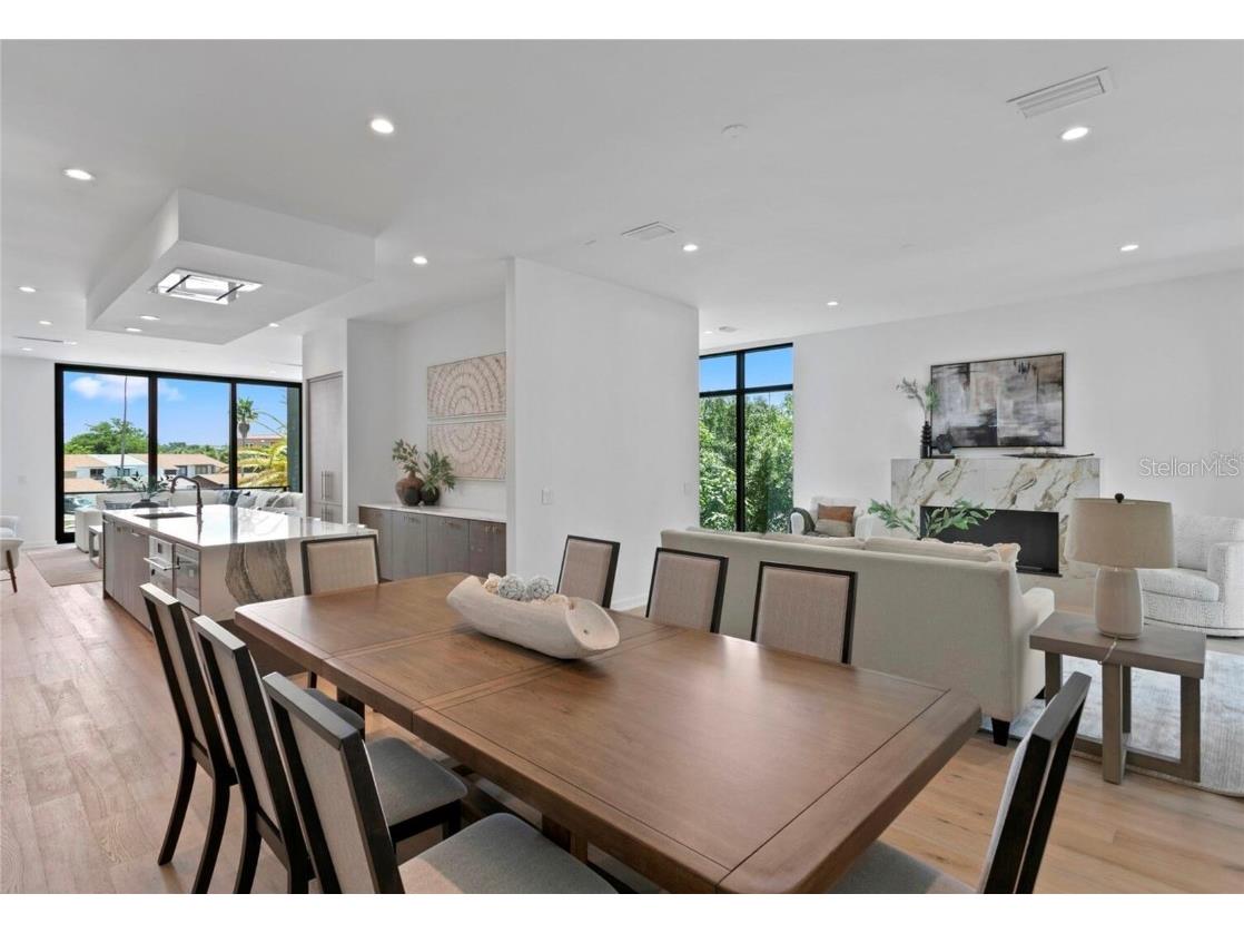 98 W Davis Boulevard Tampa FL 33606 TB8373079 image29