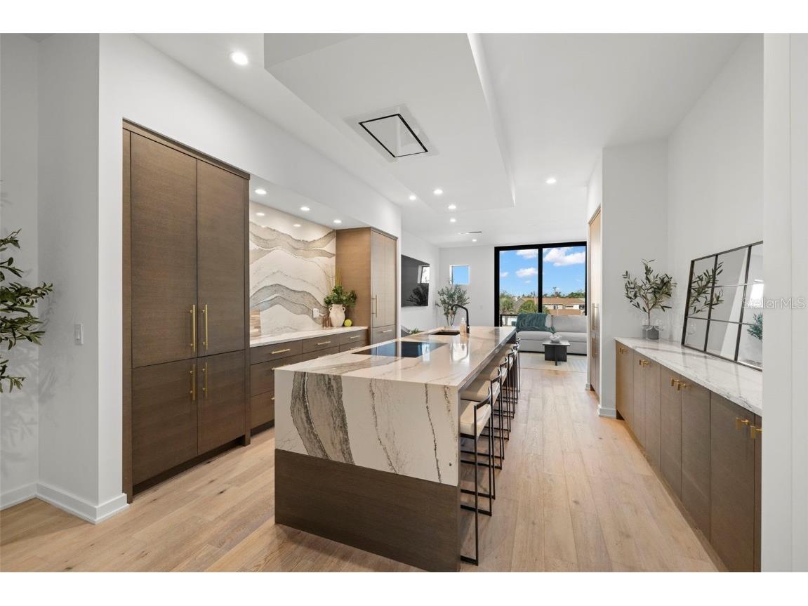 98 W Davis Boulevard Tampa FL 33606 TB8373079 image31