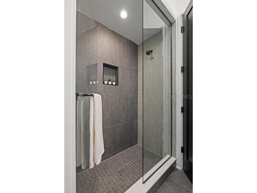 98 W Davis Boulevard Tampa FL 33606 TB8373079 image45