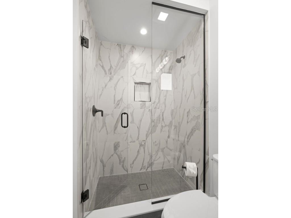 98 W Davis Boulevard Tampa FL 33606 TB8373079 image47