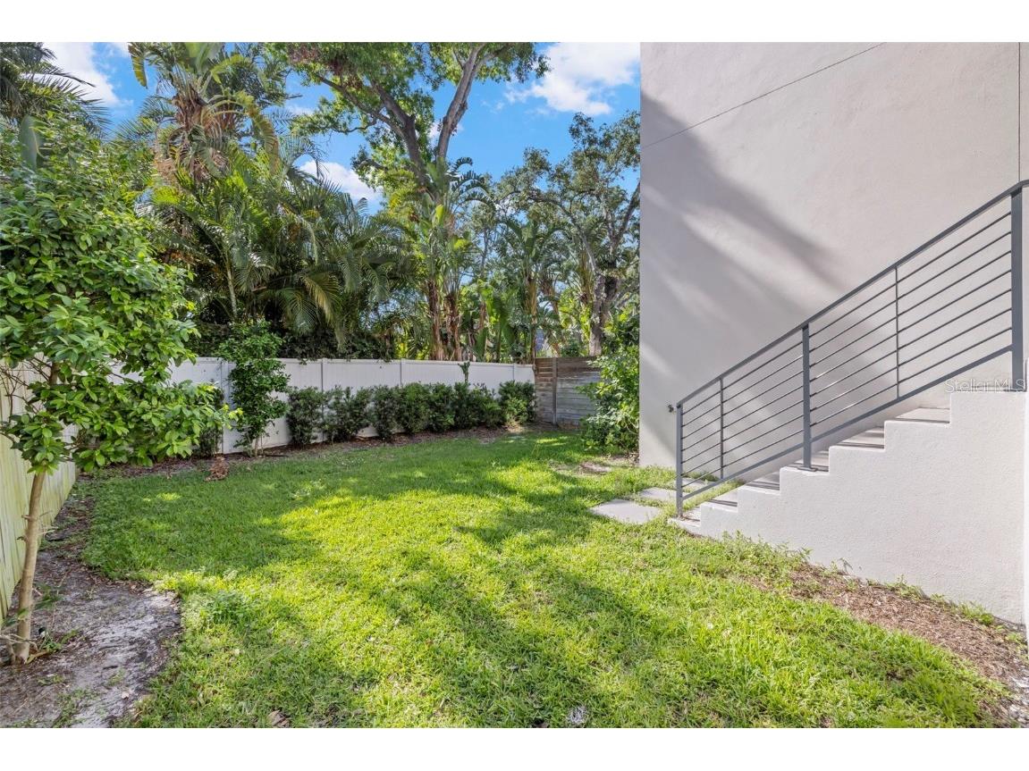 98 W Davis Boulevard Tampa FL 33606 TB8373079 image66