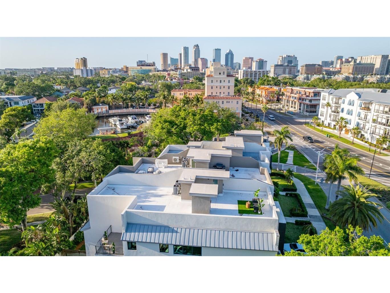 98 W Davis Boulevard Tampa FL 33606 TB8373079 image78